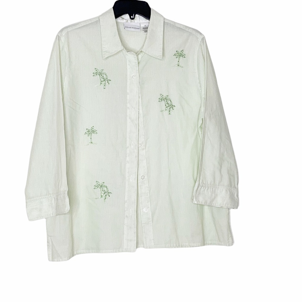 Alfred DUNNER light green buttoned down shirt. 14